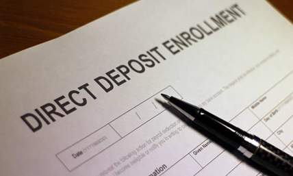 Direct Deposit vs Paycheck Payroll Methods